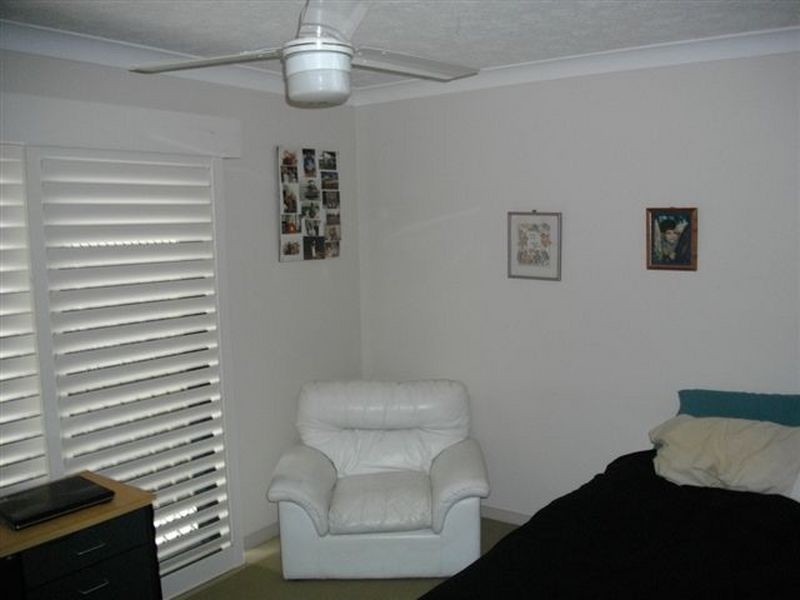 4/35 Loder Street, Labrador QLD 4215