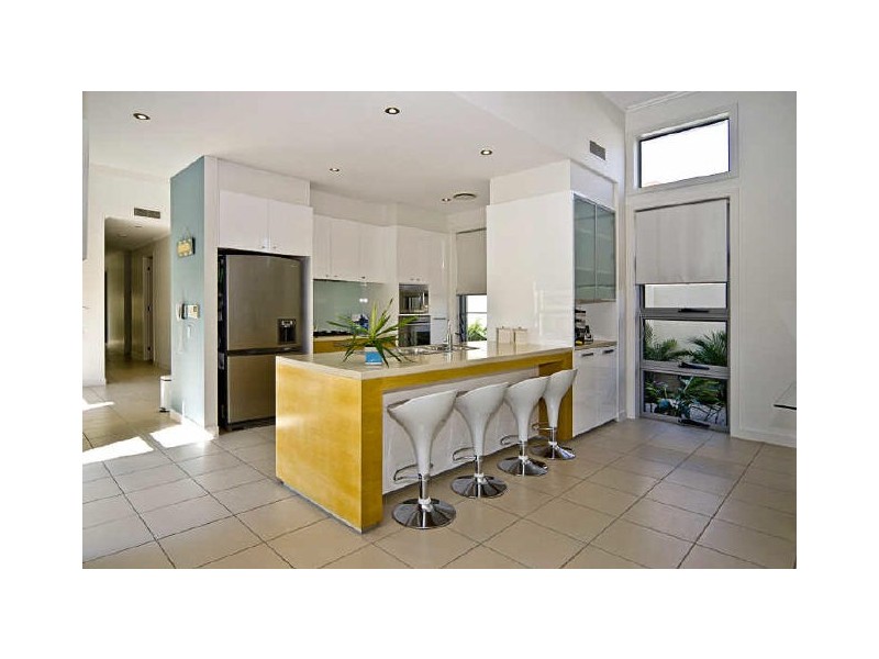 Hope Island QLD 4212