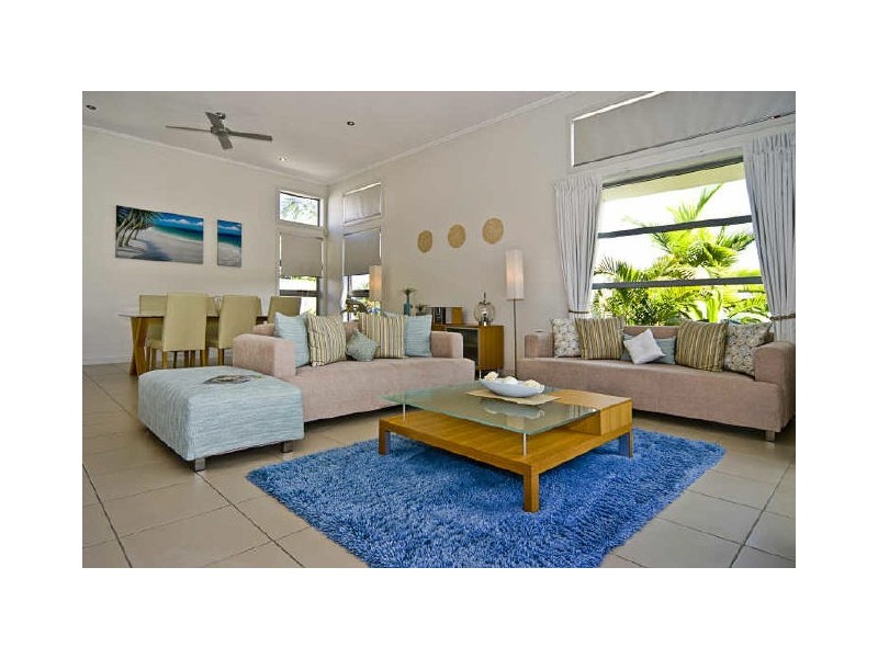 Hope Island QLD 4212