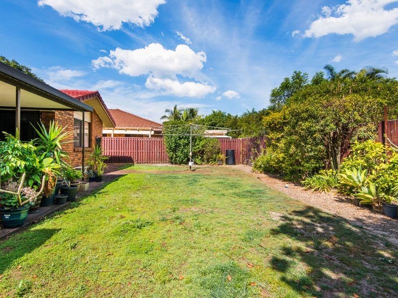 4 Lakefield Crescent, Paradise Point QLD 4216