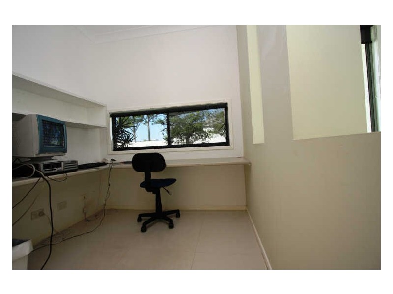 2 Ferrymans Court, Helensvale QLD 4212