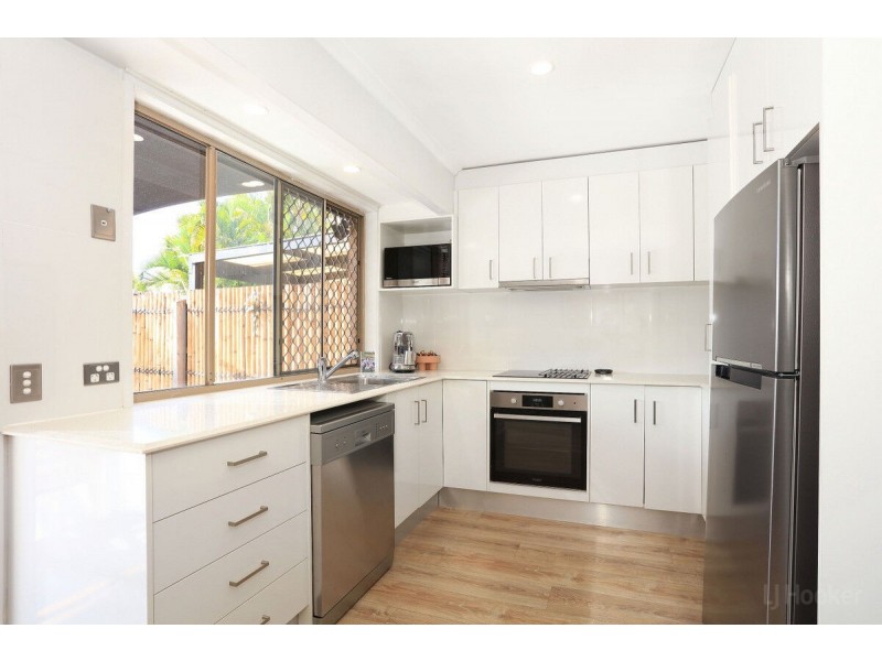 2/43 Marsupial Drive, Coombabah QLD 4216