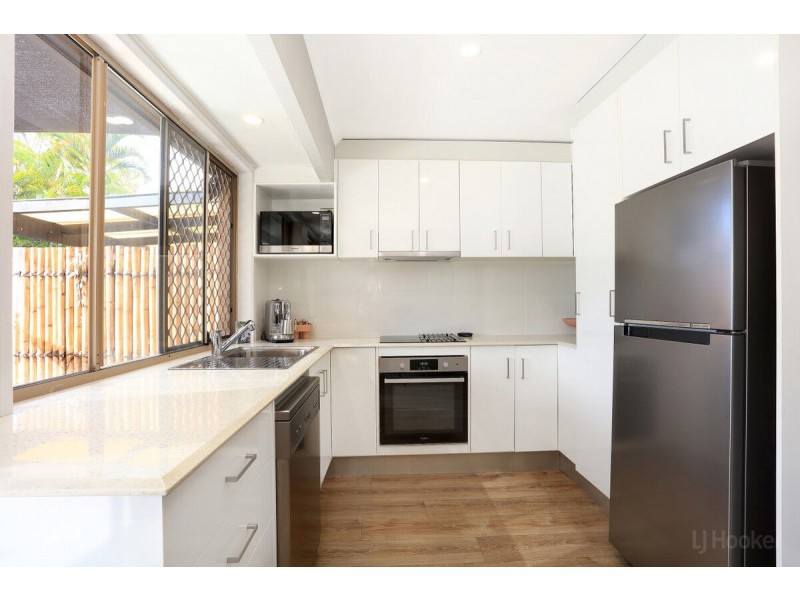 2/43 Marsupial Drive, Coombabah QLD 4216