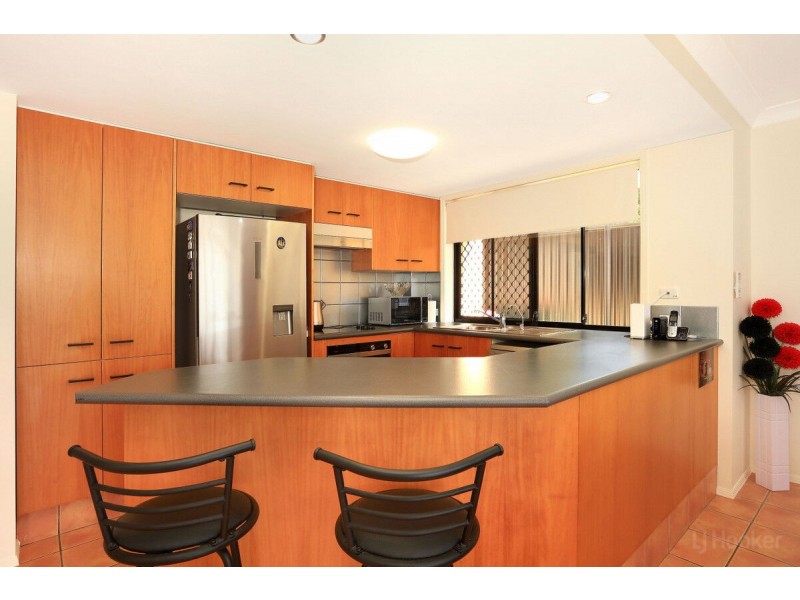 3/95 Pohlman Street, Southport QLD 4215