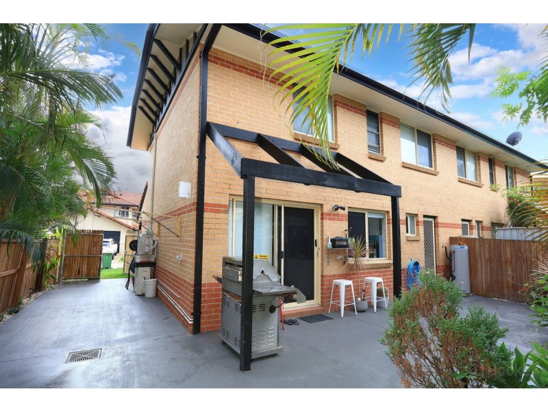 243/125 Hansford Road, Coombabah QLD 4216