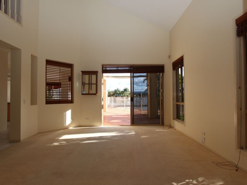 8 Eastbank Terrace, Monterey Keys QLD 4212