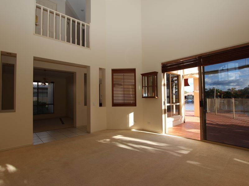 8 Eastbank Terrace, Monterey Keys QLD 4212