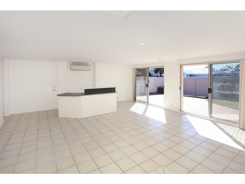 36 Sunbird Avenue, Paradise Point QLD 4216