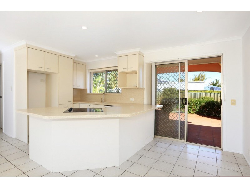 36 Sunbird Avenue, Paradise Point QLD 4216