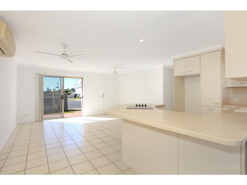 36 Sunbird Avenue, Paradise Point QLD 4216