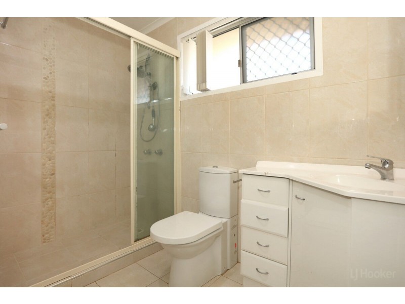 36 Sunbird Avenue, Paradise Point QLD 4216