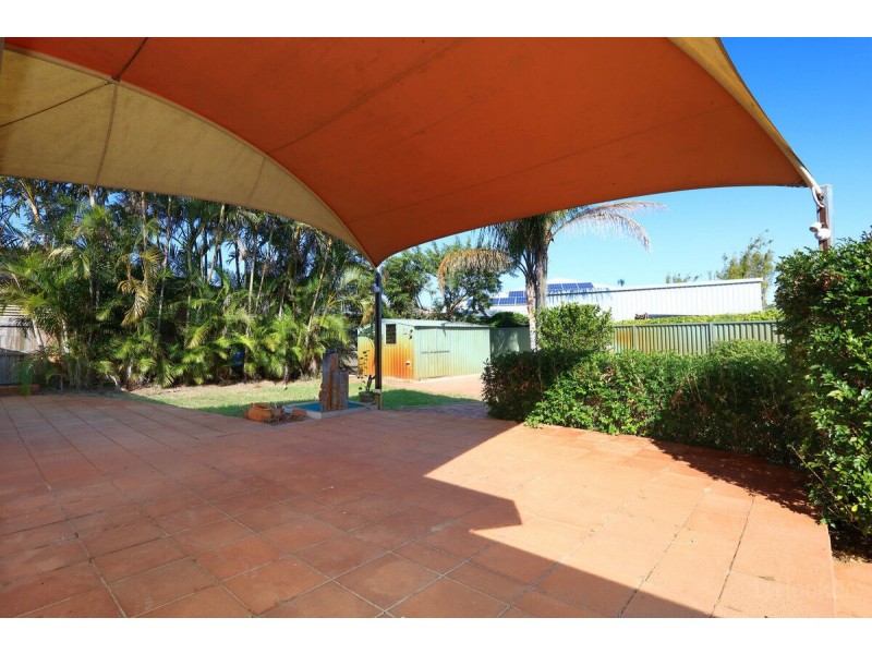 36 Sunbird Avenue, Paradise Point QLD 4216