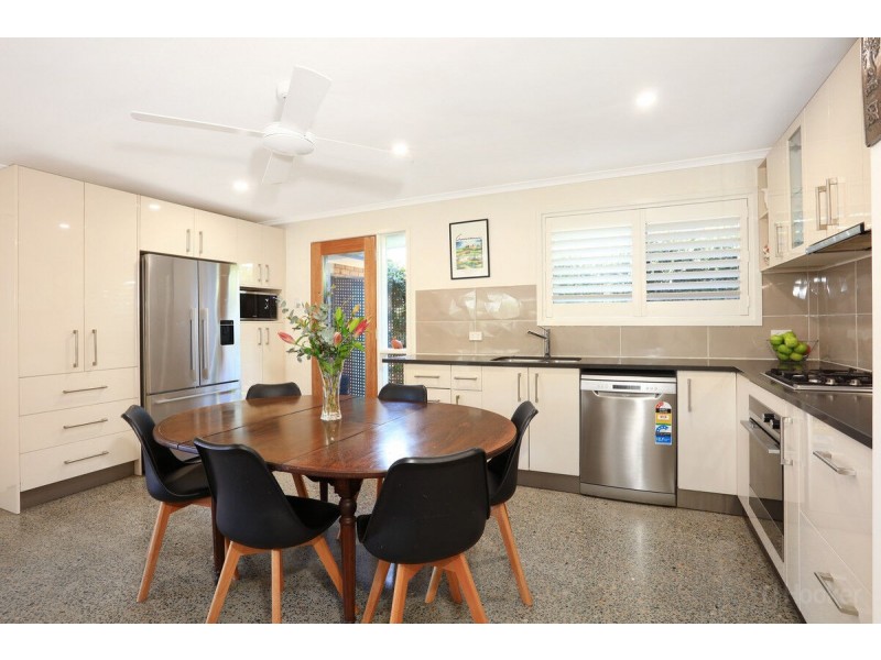 1/34 Shoveller Avenue, Paradise Point QLD 4216