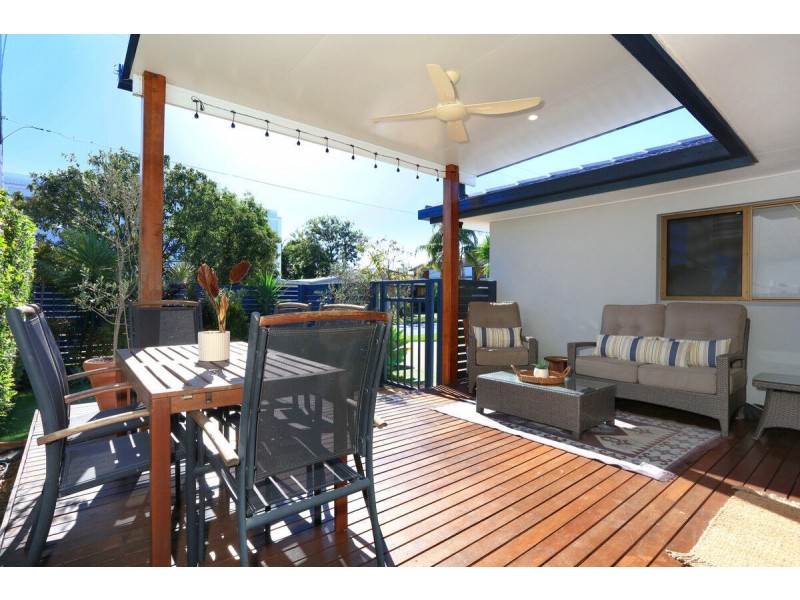 1/34 Shoveller Avenue, Paradise Point QLD 4216