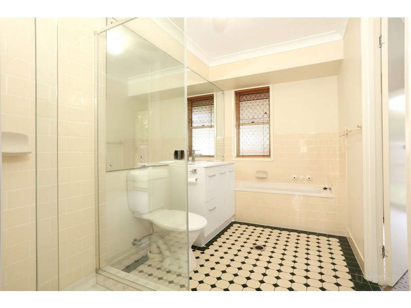 247/125 Hansford Road, Coombabah QLD 4216