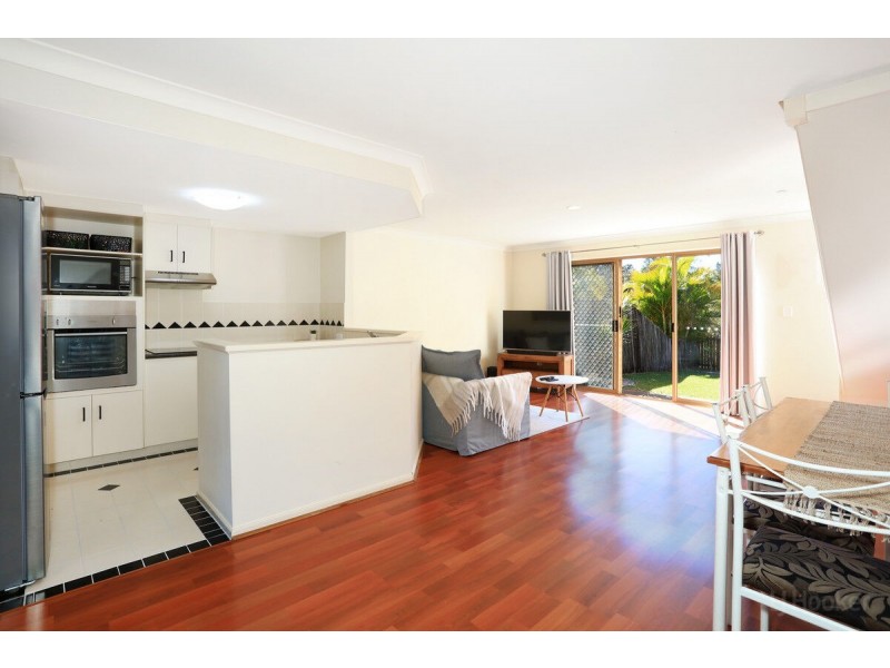 21/75 Brown Street, Labrador QLD 4215