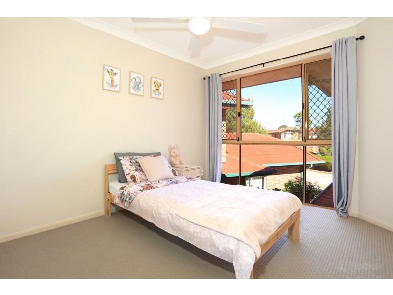 21/75 Brown Street, Labrador QLD 4215