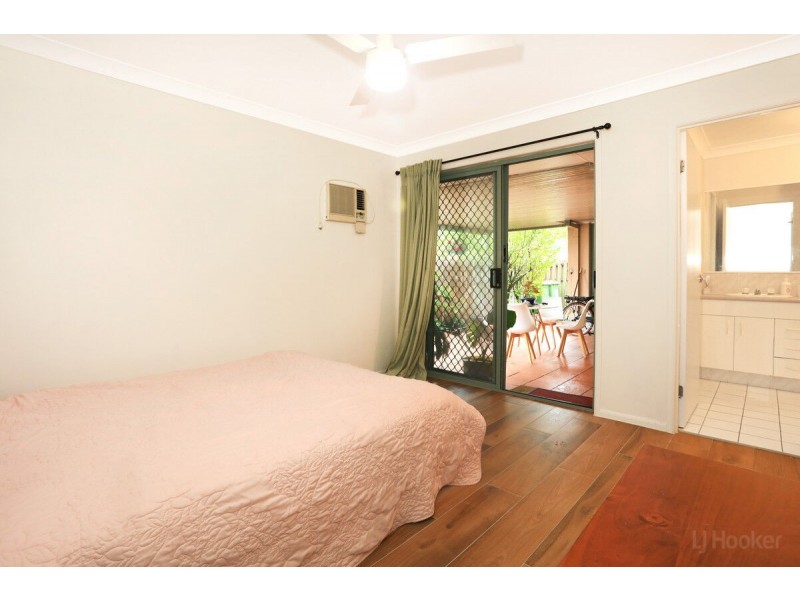 2/102 Greenacre Drive, Parkwood QLD 4214