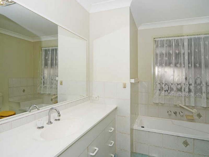 187/70 Hansford Road, Coombabah QLD 4216