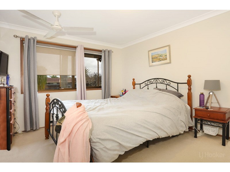 4 Ballard Place, Coombabah QLD 4216