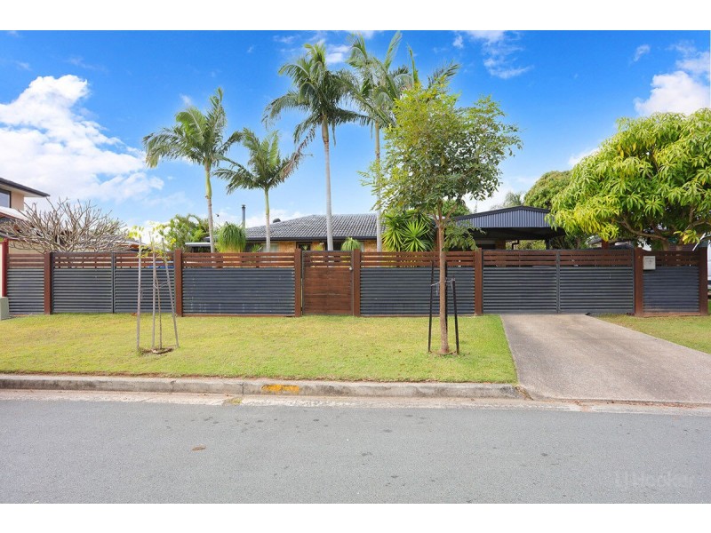 4 Ballard Place, Coombabah QLD 4216