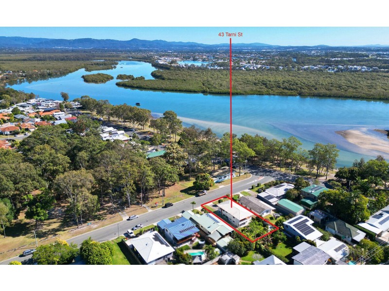 43 Tarni Street, Coombabah QLD 4216