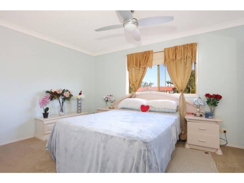 6/427 Pine Ridge Road, Runaway Bay QLD 4216