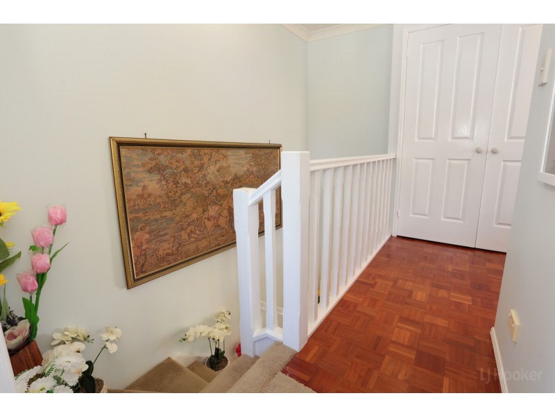 6/427 Pine Ridge Road, Runaway Bay QLD 4216