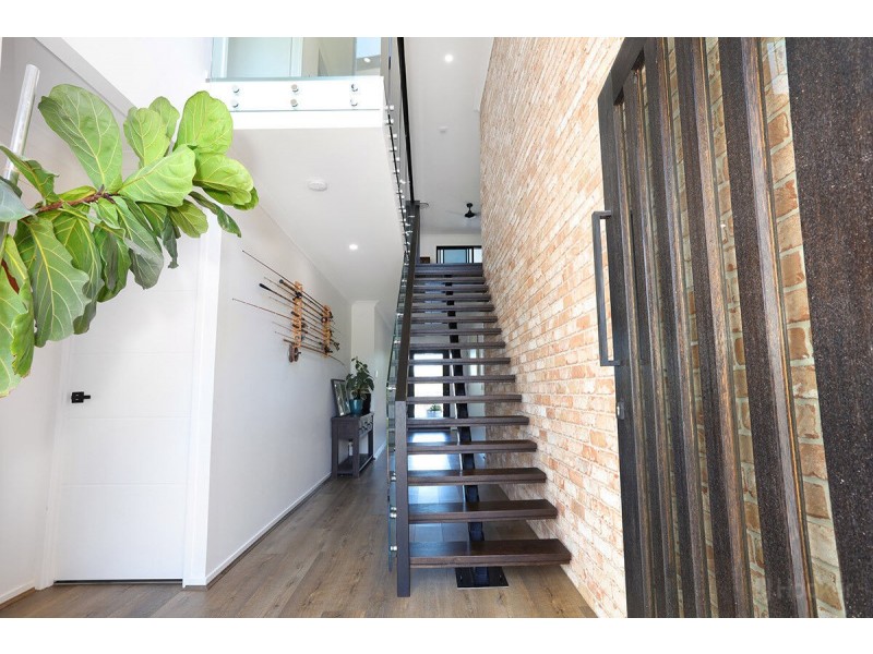 3 Skippers Place, Coomera Waters QLD 4209