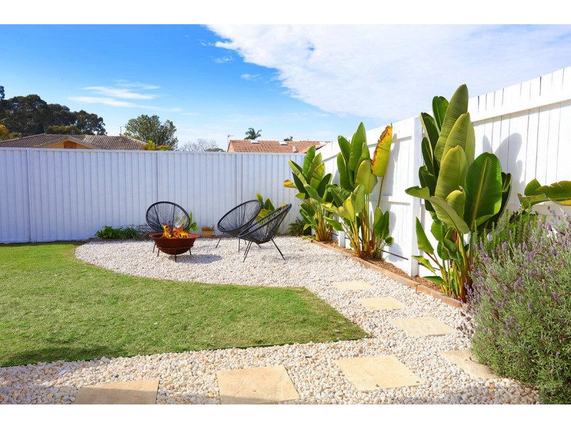 1/7 Sanctuary Court, Coombabah QLD 4216