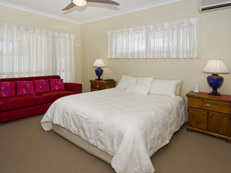 55 Tranquility Circuit, Helensvale QLD 4212