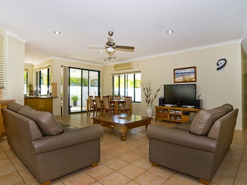 55 Tranquility Circuit, Helensvale QLD 4212