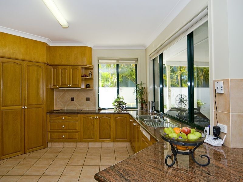 55 Tranquility Circuit, Helensvale QLD 4212
