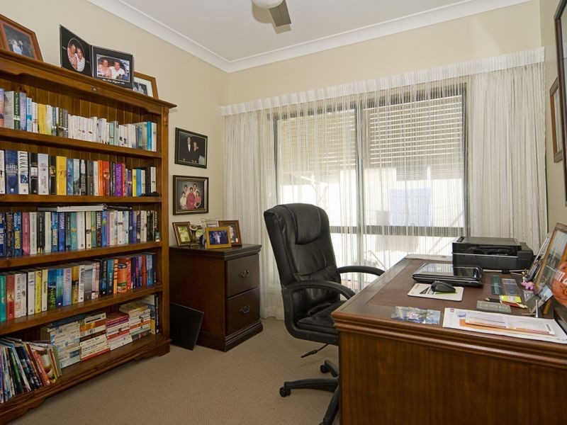 55 Tranquility Circuit, Helensvale QLD 4212