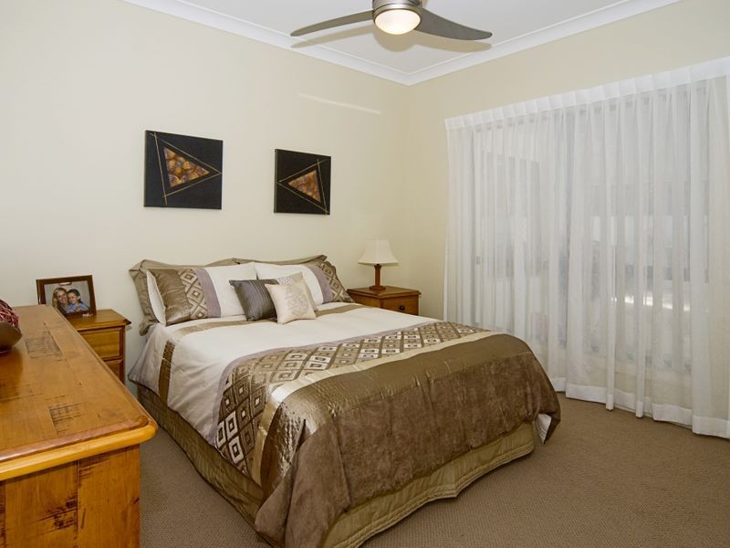 55 Tranquility Circuit, Helensvale QLD 4212