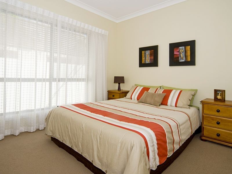 55 Tranquility Circuit, Helensvale QLD 4212