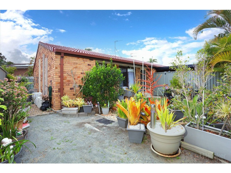2/18 Kangaroo Avenue, Coombabah QLD 4216