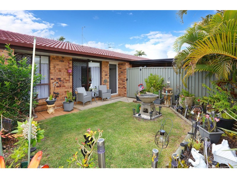 2/18 Kangaroo Avenue, Coombabah QLD 4216