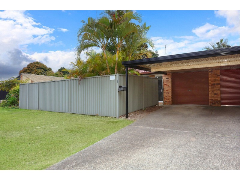 2/18 Kangaroo Avenue, Coombabah QLD 4216