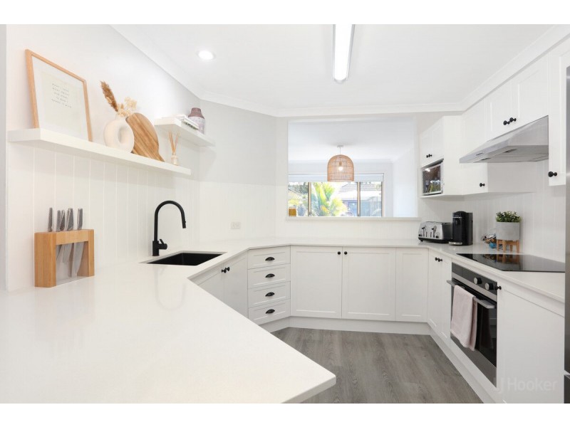 13 Bernini Drive, Coombabah QLD 4216