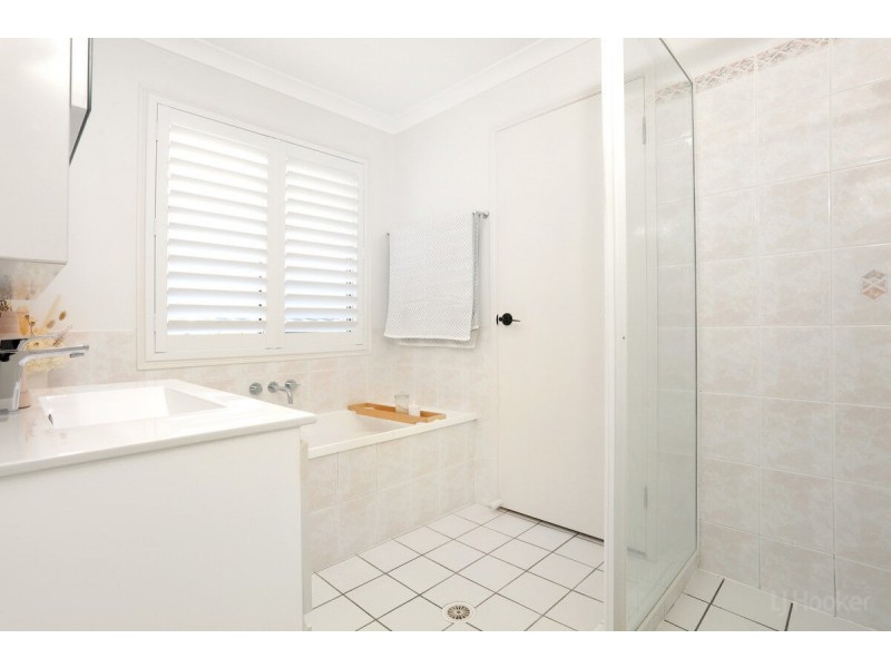 13 Bernini Drive, Coombabah QLD 4216