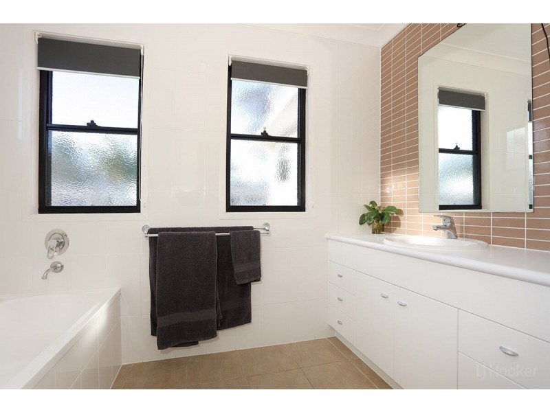 21/368 Pine Ridge Road, Coombabah QLD 4216