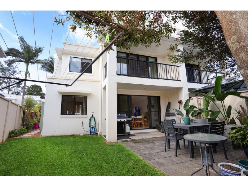 21/368 Pine Ridge Road, Coombabah QLD 4216