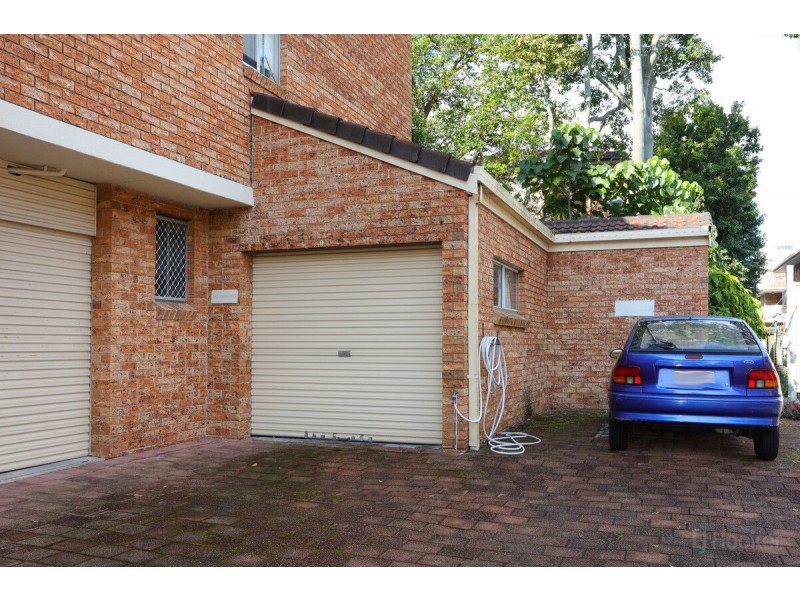 2/175 Muir Street, Labrador QLD 4215