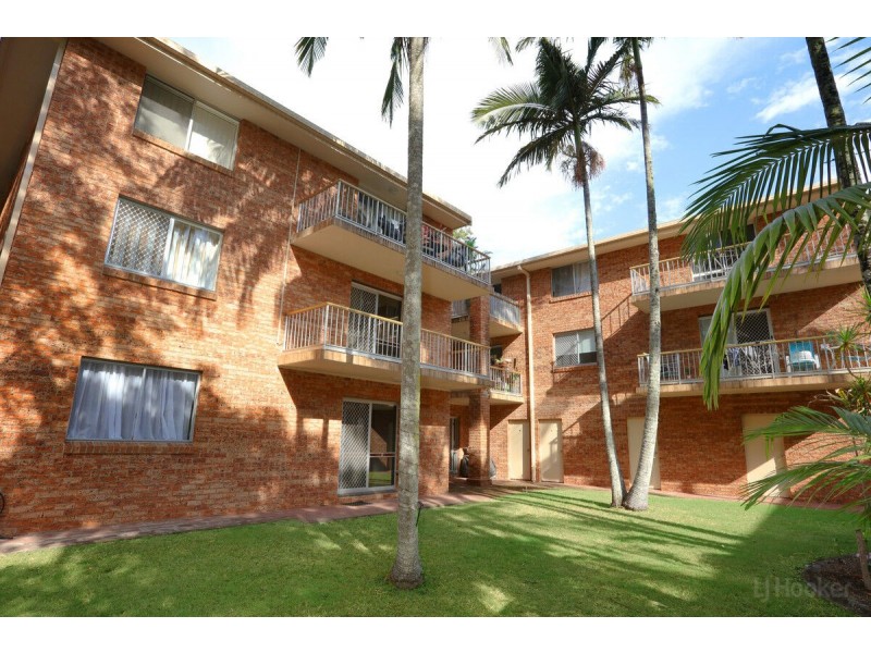 2/175 Muir Street, Labrador QLD 4215