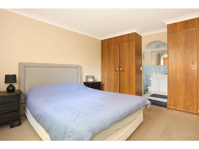 2/175 Muir Street, Labrador QLD 4215