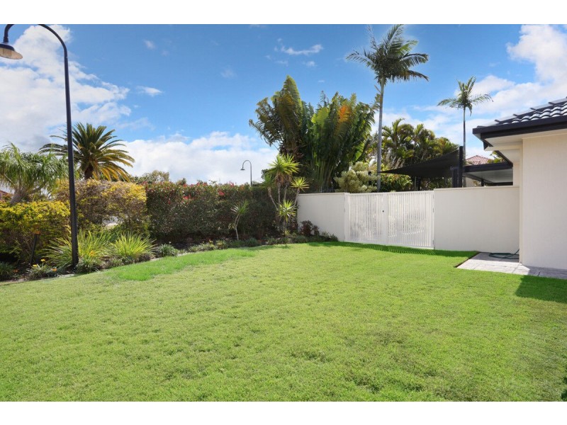 20/131 Morala Avenue, Runaway Bay QLD 4216