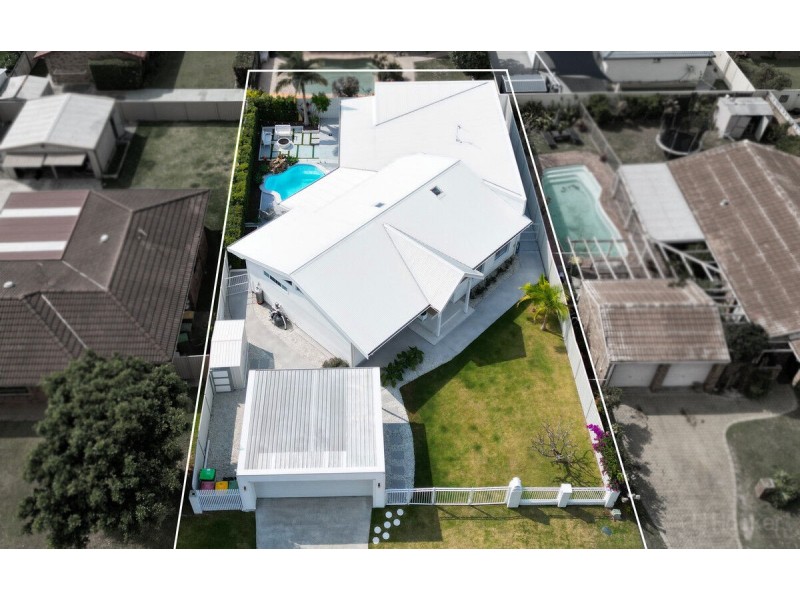 11 Wendoree Way, Coombabah QLD 4216