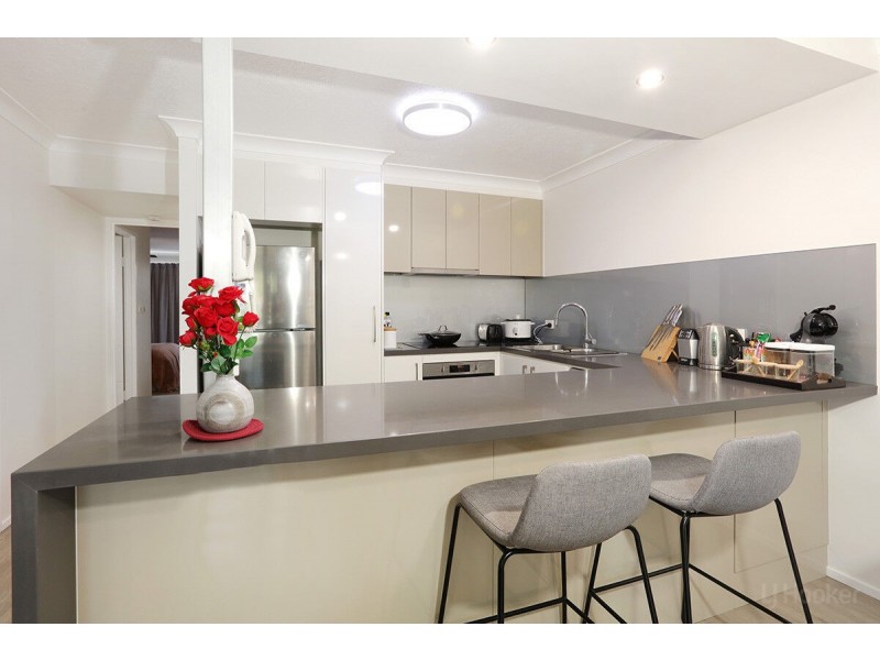 25/22 Jennifer Avenue, Runaway Bay QLD 4216