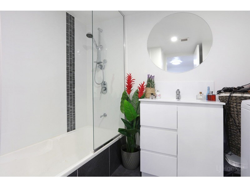 25/22 Jennifer Avenue, Runaway Bay QLD 4216